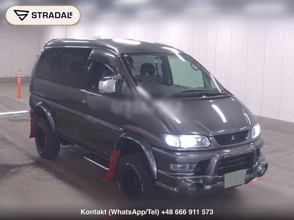 MITSUBISHI DELICA SPACE GEAR 4D 4WD CHAMONIX, miniaturka 2