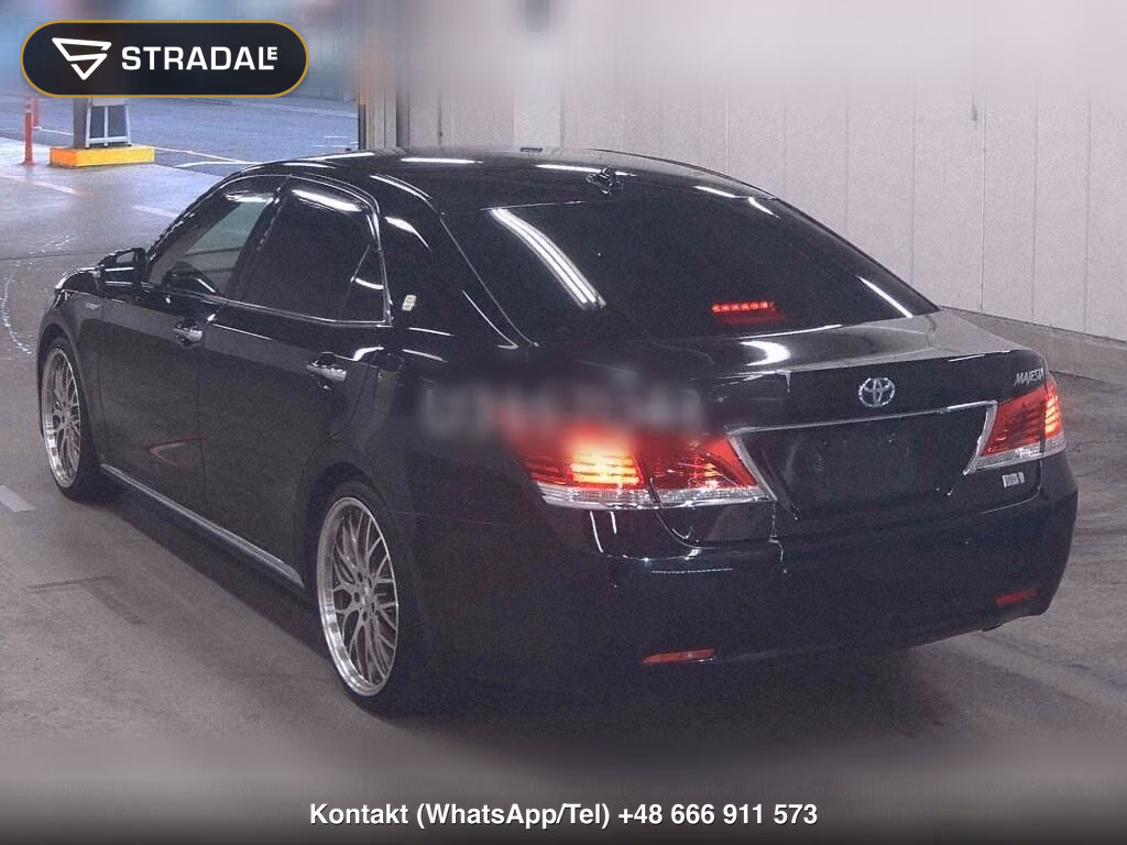 TOYOTA CROWN MAJESTA 4D F VERSION, miniaturka 3