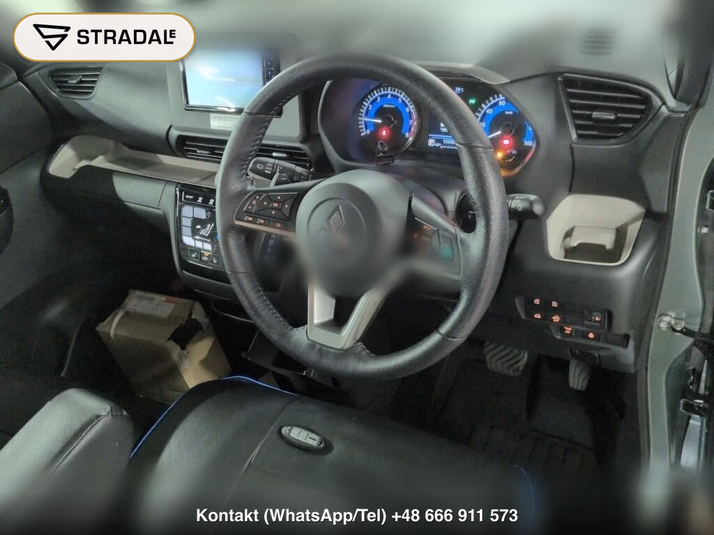 MITSUBISHI DELICA MINI 4WD T PREMIUM, miniaturka 4
