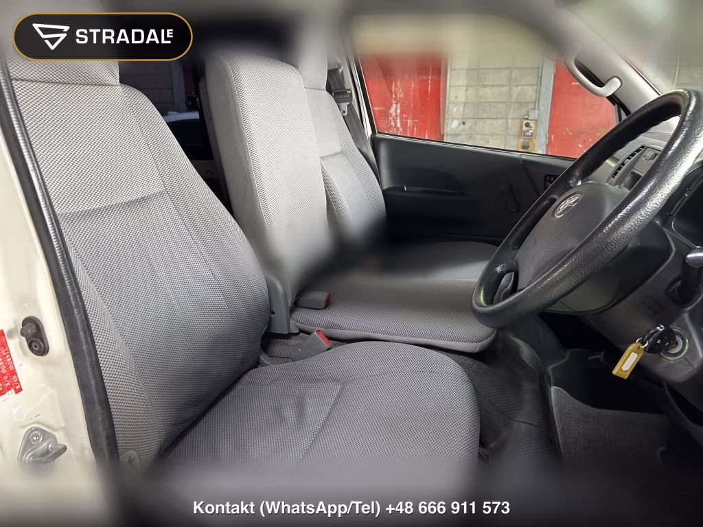 TOYOTA HIACE VAN 4D DX, miniaturka 11