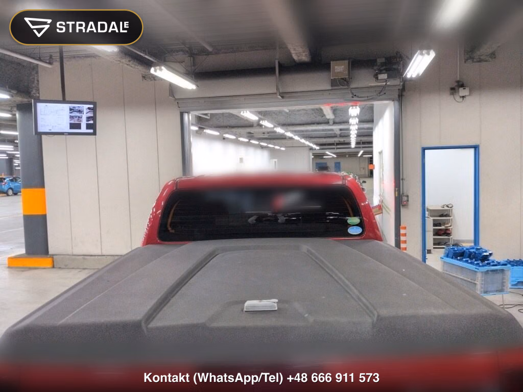 TOYOTA HILUX 4D 4WD Z BLACK RALLY EDITION, miniaturka 4