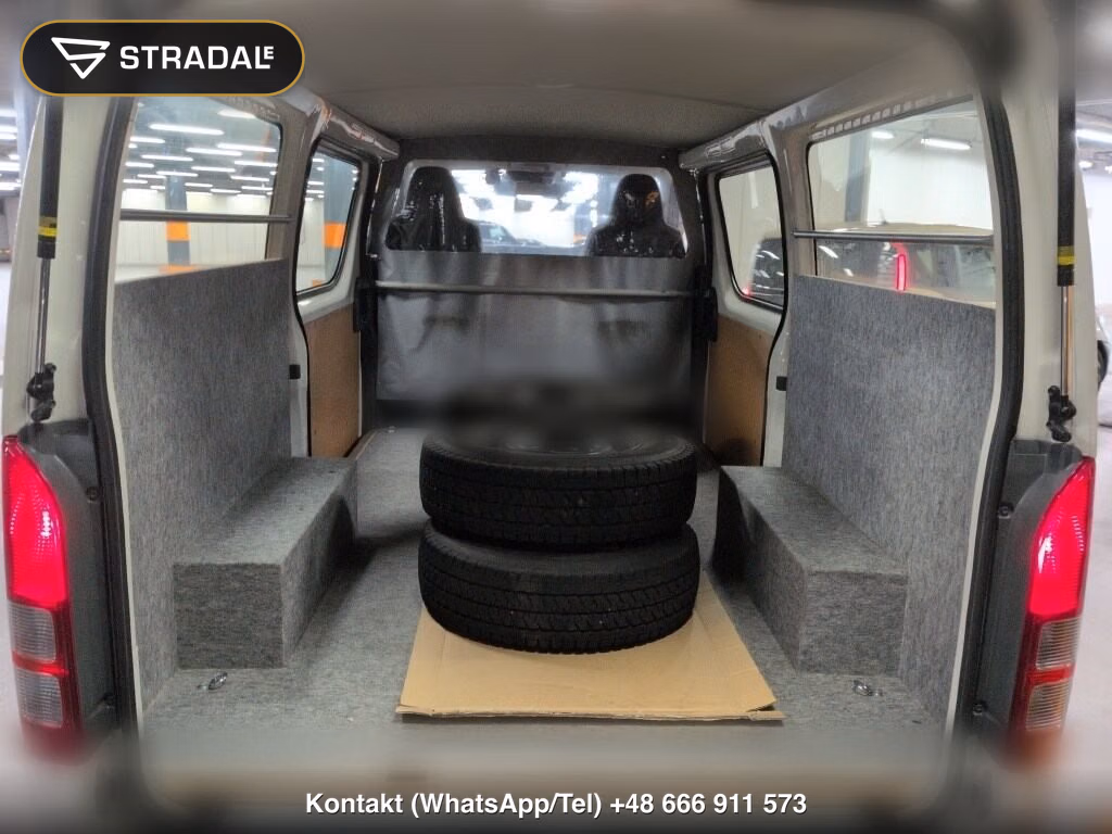TOYOTA HIACE VAN 5D 4WD DX, miniaturka 4