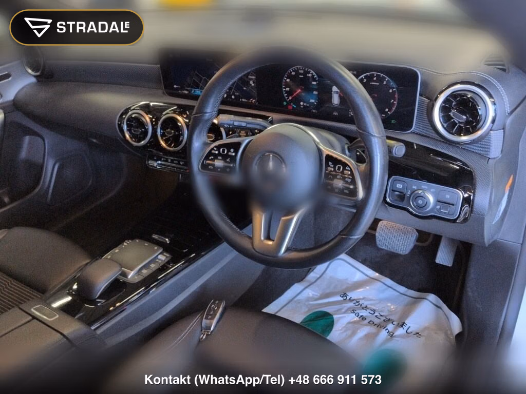 MERCEDES BENZ CLA-CLASS SHOOTING BRAKE CLA180 SHOOTING BRAKE, miniaturka 4