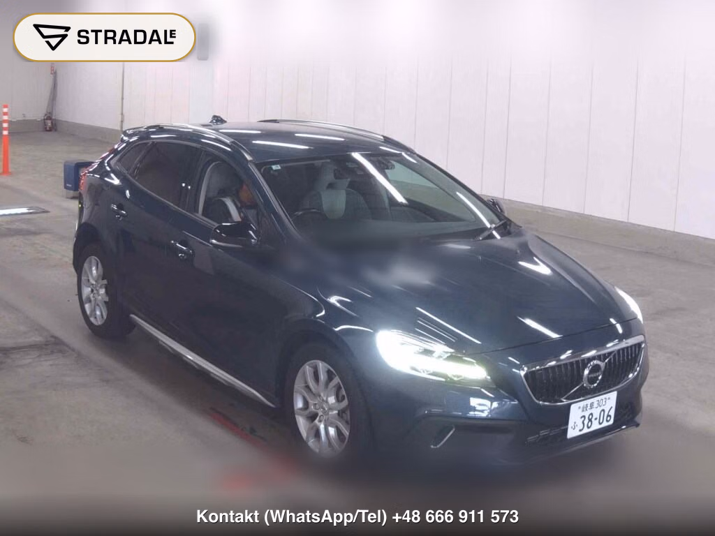 VOLVO V40 CROSS COUNTRY D4 DYNAMIC EDITION 2018, aukcja z Japonii, zdjęcie 1