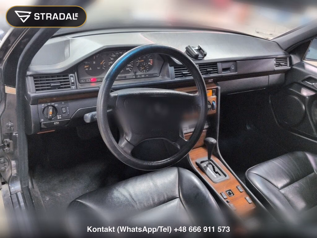 MERCEDES BENZ MEDIUM CLASS 4D 300E-24, miniaturka 4