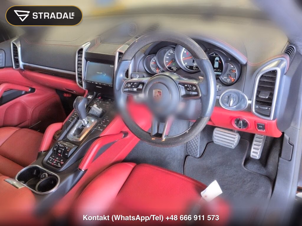 PORSCHE CAYENNE 4WD TURBO S, miniaturka 4