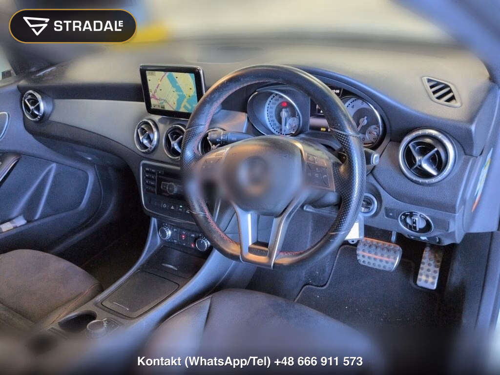 MERCEDES BENZ CLA-CLASS CLA180 AMG LINE, miniaturka 4