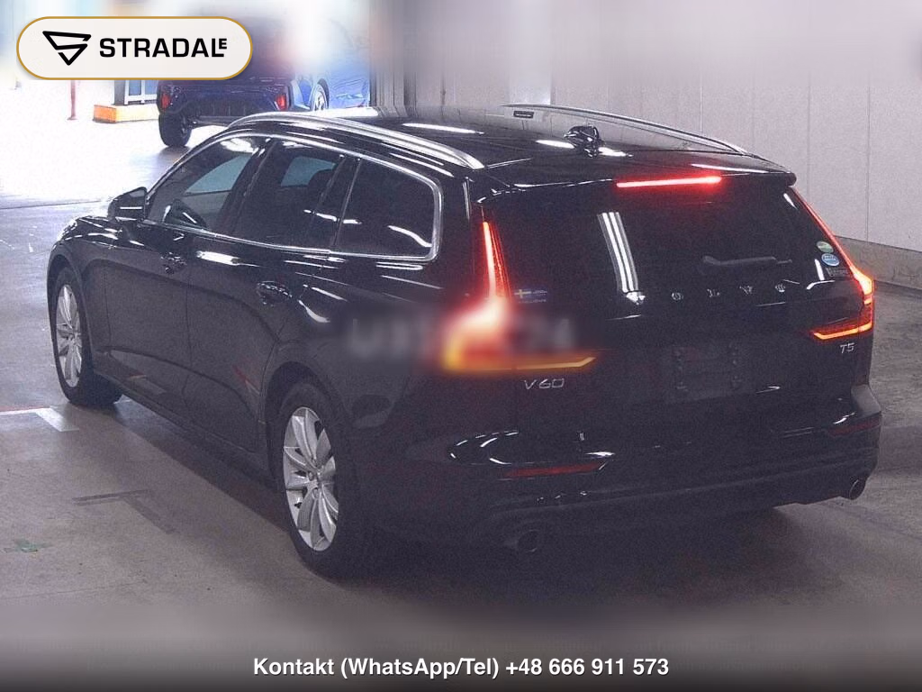 VOLVO V60 T5 MOMENTUM, miniaturka 3