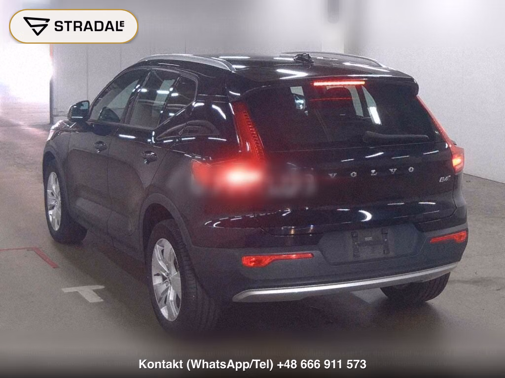 VOLVO XC40 4WD B4 AWD MOMENTUM, miniaturka 3