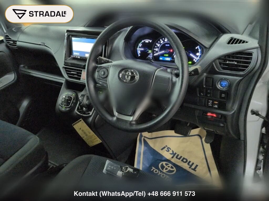 TOYOTA NOAH HYBRID X, miniaturka 4