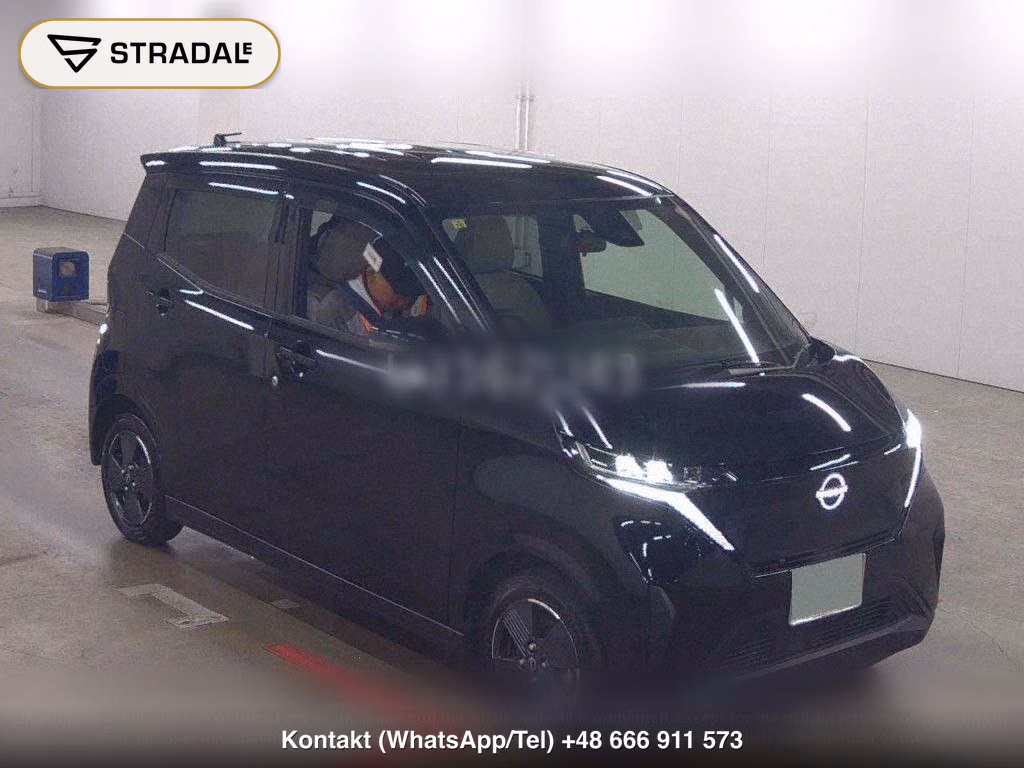 NISSAN SAKURA G, miniaturka 2