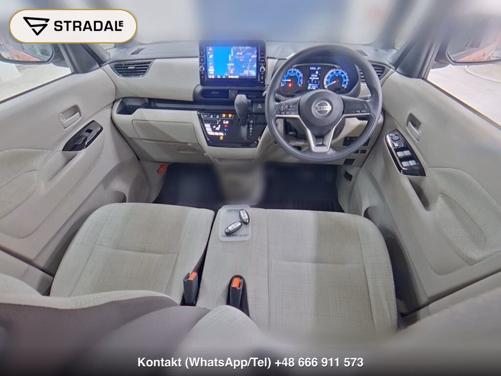 NISSAN ROOX X, miniaturka 4