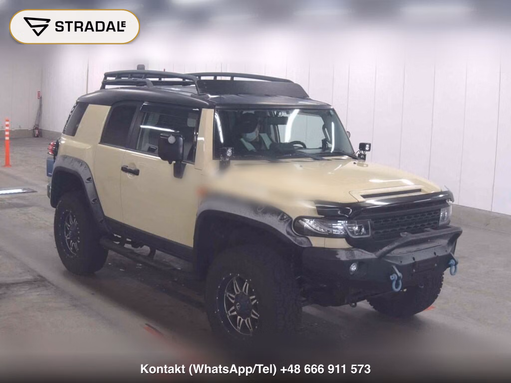 AMERICA TOYOTA FJ CRUISER 4WD 2013, aukcja z Japonii, zdjęcie 1