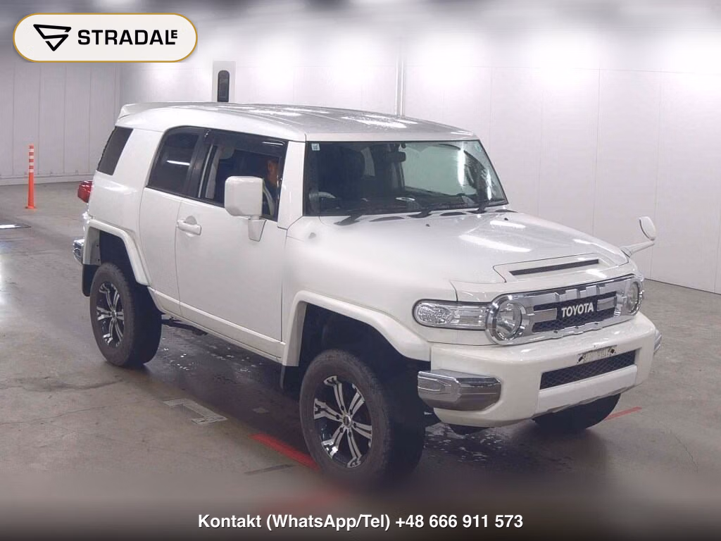 TOYOTA FJ CRUISER 4WD BASE GRADE 2011, aukcja z Japonii, zdjęcie 1