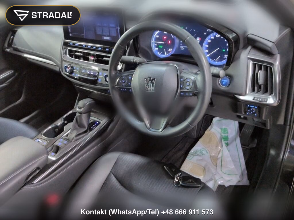 TOYOTA CROWN HYBRID RS, miniaturka 4