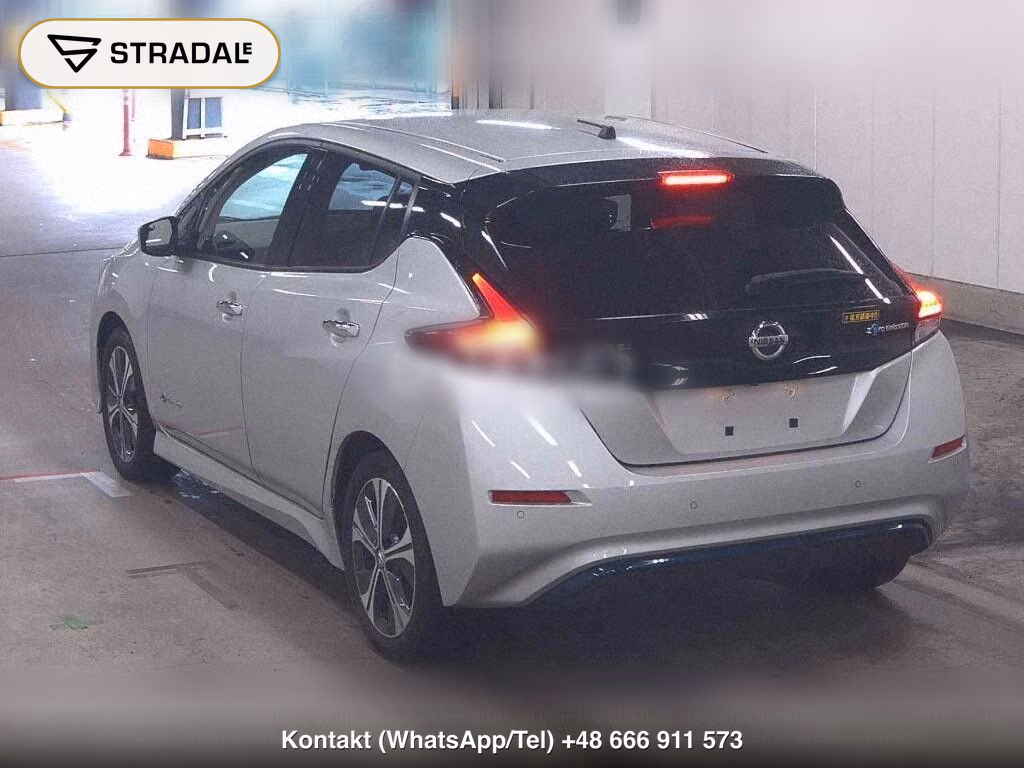 NISSAN LEAF X, miniaturka 3