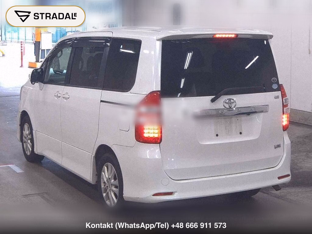 TOYOTA NOAH SI, miniaturka 3