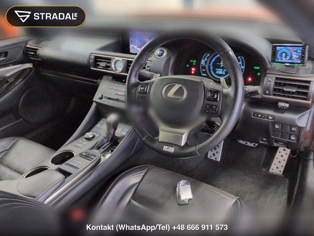 LEXUS RC RC300H F SPORT, miniaturka 4