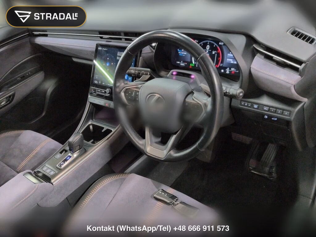 LEXUS LBX 4WD COOL, miniaturka 4
