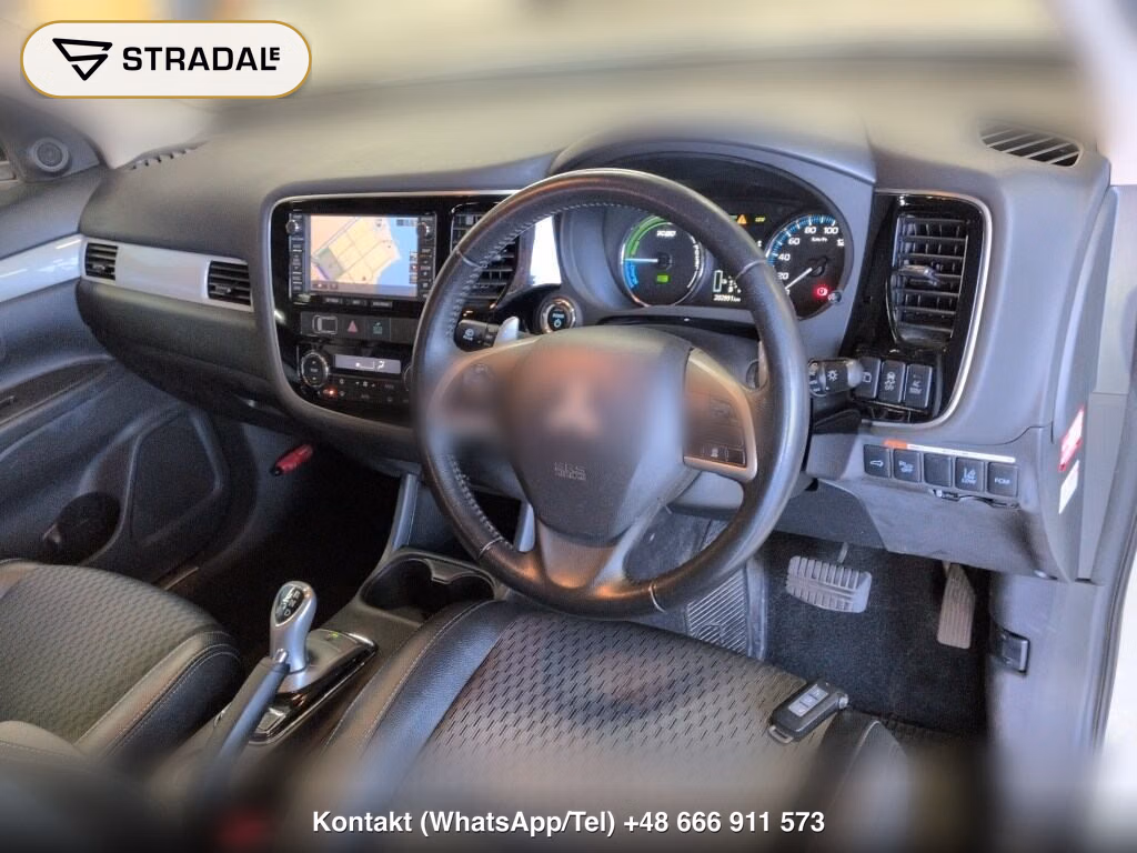 MITSUBISHI OUTLANDER PHEV 4WD G NAVI PACKAGE, miniaturka 4