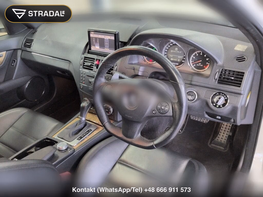MERCEDES BENZ C-CLASS 4D C63 AMG, miniaturka 4