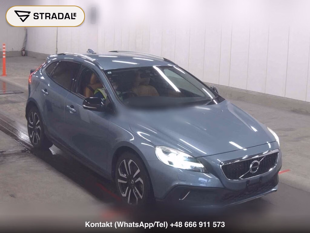 VOLVO V40 CROSS COUNTRY D4 SUMMUM 2017, aukcja z Japonii, zdjęcie 1