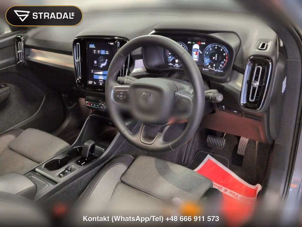 VOLVO XC40 B3 MOMENTUM, miniaturka 4