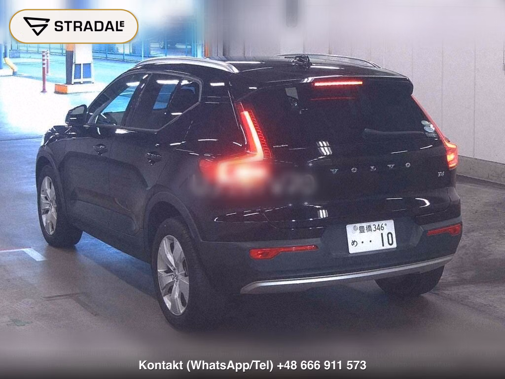 VOLVO XC40 T4 MOMENTUM, miniaturka 3