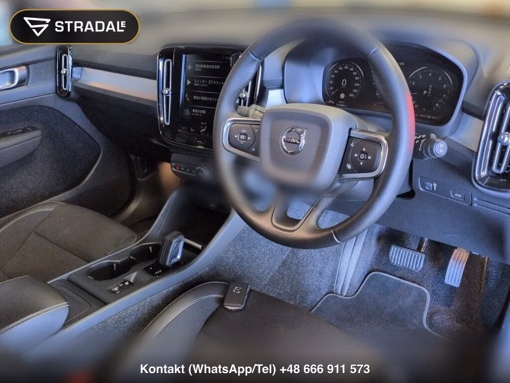 VOLVO XC40 T4 MOMENTUM, miniaturka 4