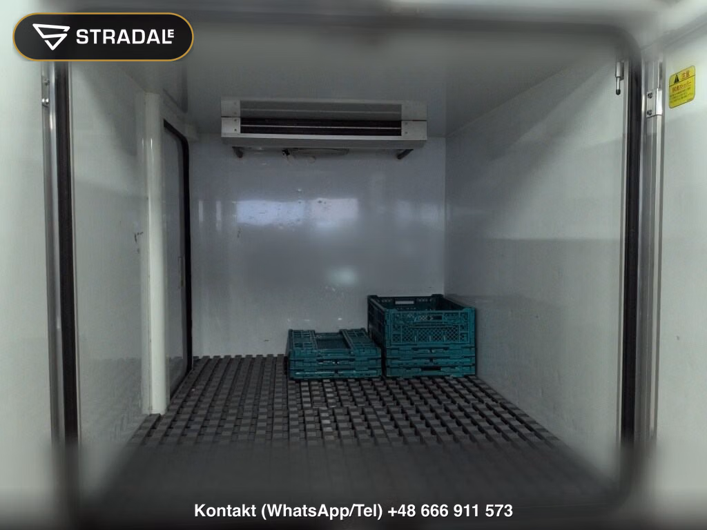 NISSAN NT100CLIPPER TRUCK FREEZING REFRIGERATOR, miniaturka 4
