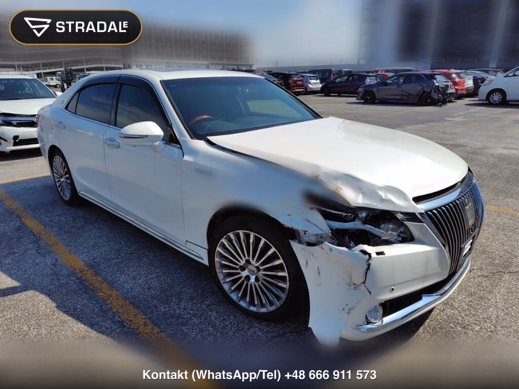 TOYOTA CROWN MAJESTA 4D F VERSION 2014, aukcja z Japonii, zdjęcie 1