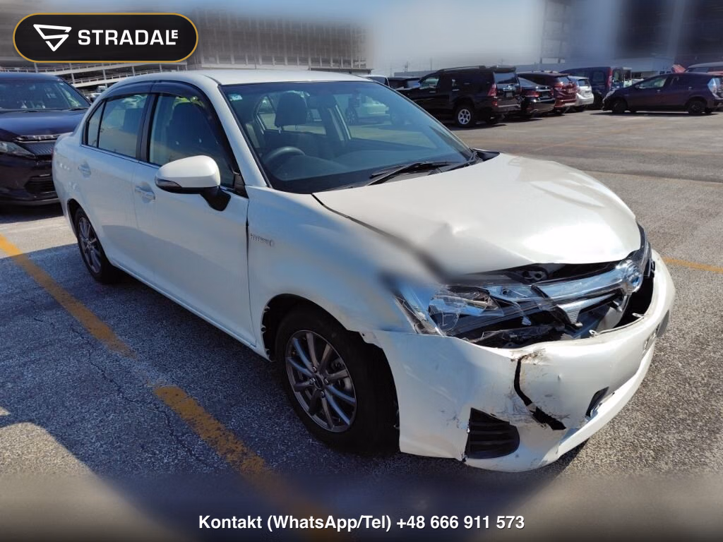 TOYOTA COROLLA AXIO HYBRID G 2015, aukcja z Japonii, zdjęcie 1