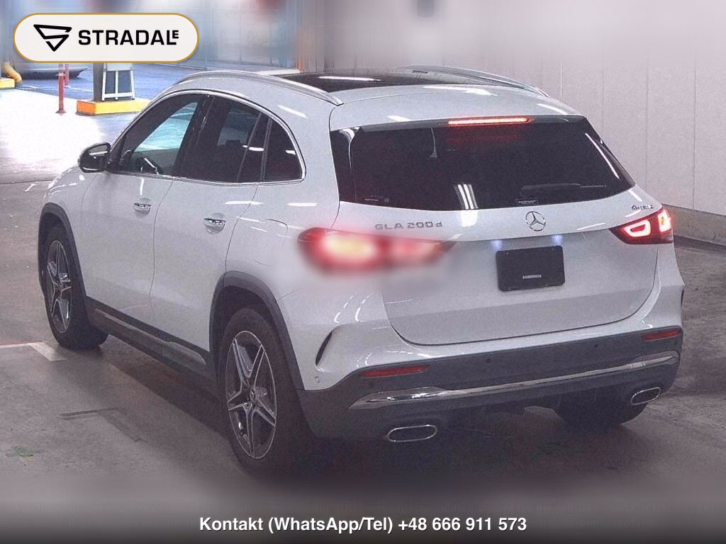 MERCEDES BENZ GLA-CLASS 4WD GLA200D 4MATIC AMG LINE, miniaturka 3