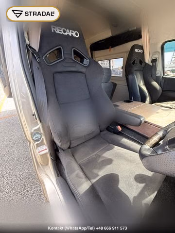 TOYOTA HIACE VAN 4D CAMPING, miniaturka 10