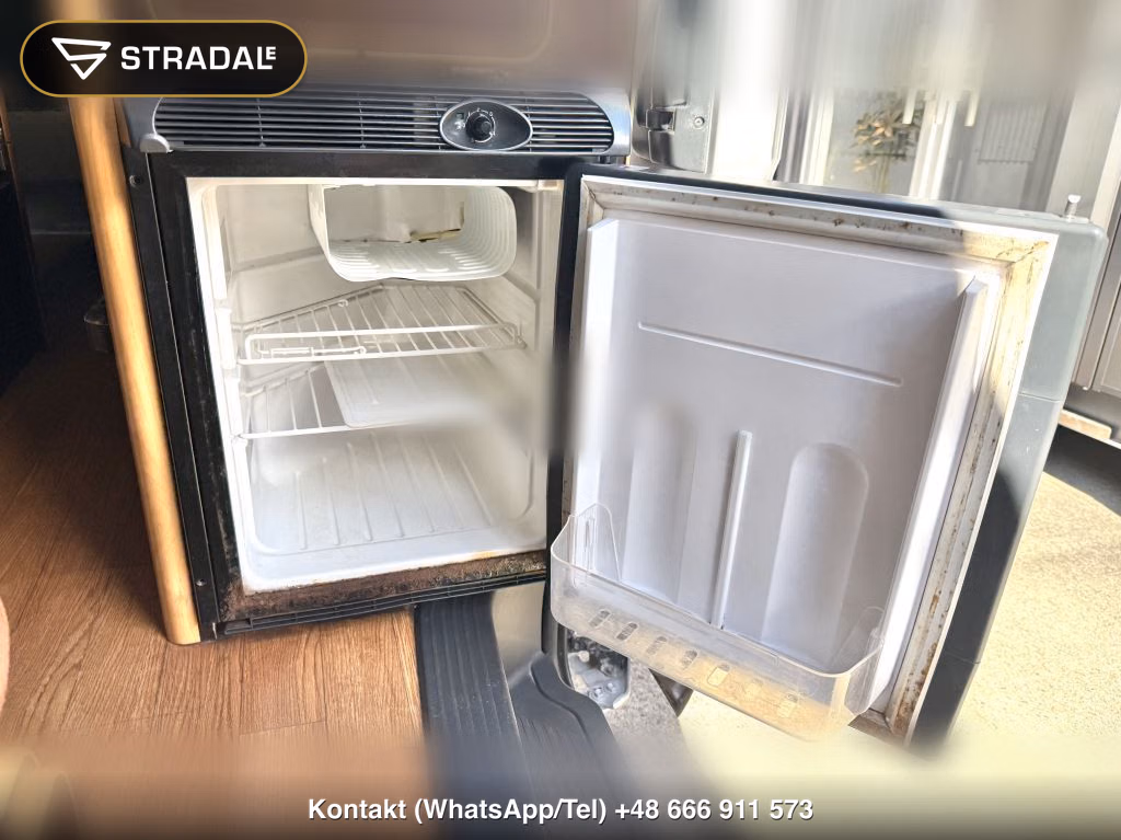 TOYOTA HIACE VAN 4D 4WD CAMPING, miniaturka 8