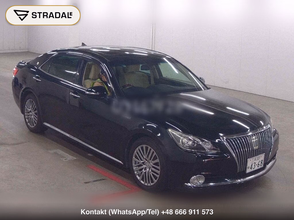 TOYOTA CROWN MAJESTA 4D BASE GRADE, miniaturka 2