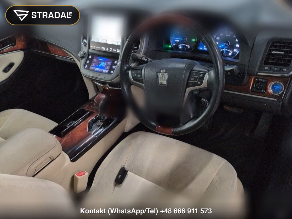 TOYOTA CROWN MAJESTA 4D BASE GRADE, miniaturka 4