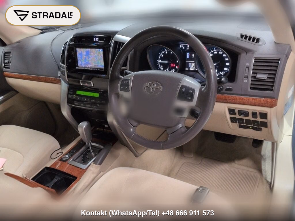TOYOTA LAND CRUISER 4WD AX, miniaturka 4