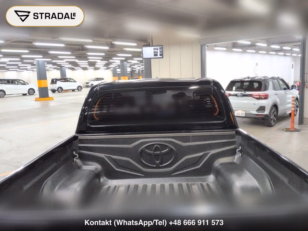 TOYOTA HILUX 4D 4WD Z, miniaturka 4