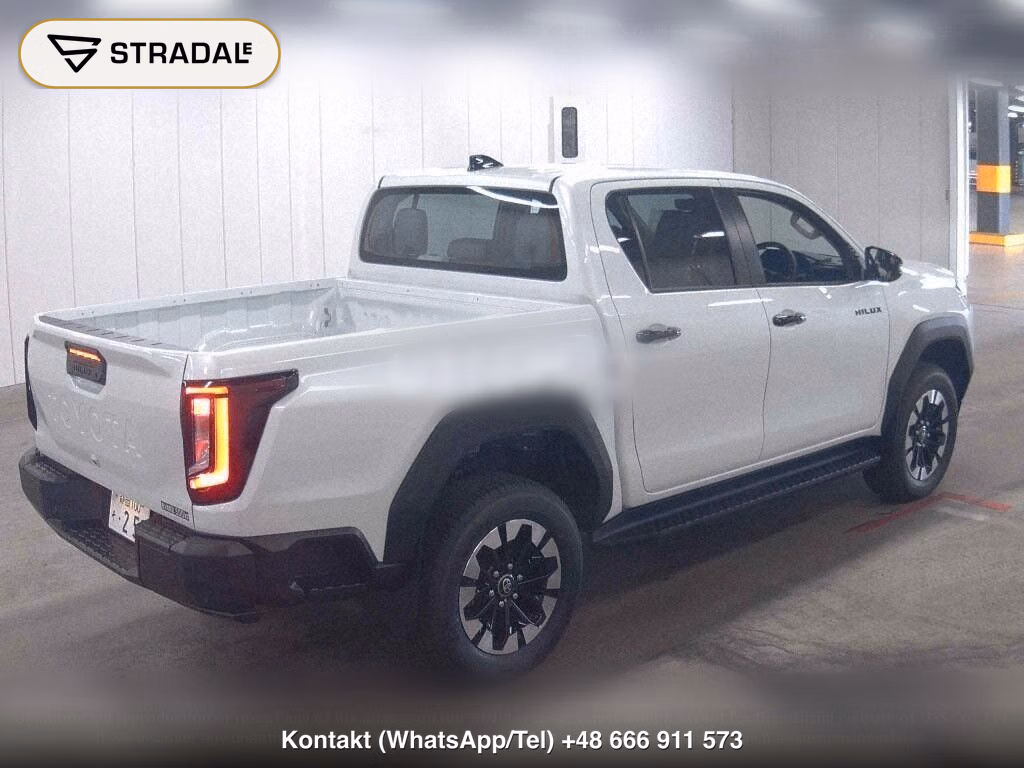 TOYOTA HILUX 4D 4WD Z, miniaturka 5