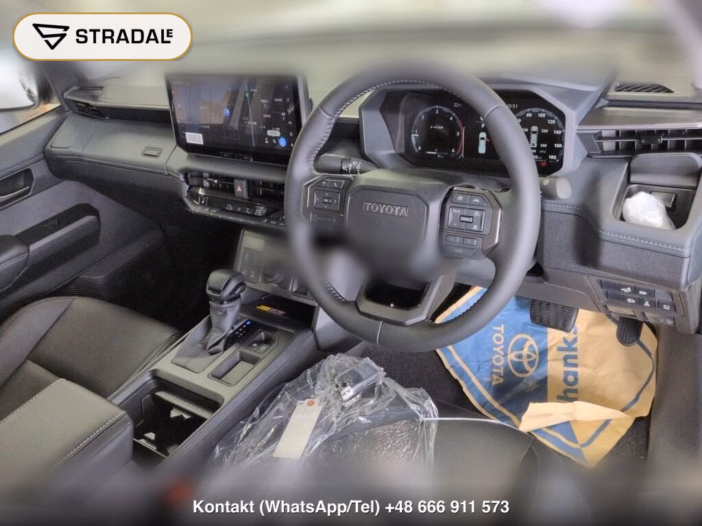 TOYOTA HILUX 4D 4WD Z, miniaturka 6