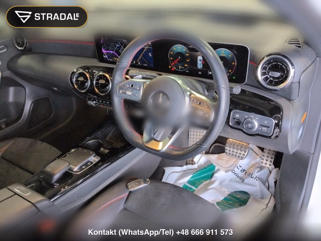 MERCEDES BENZ A-CLASS A200D AMG LINE, miniaturka 4