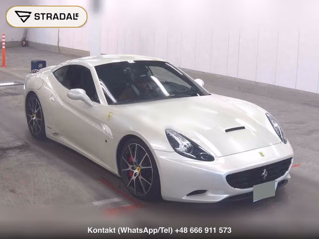FERRARI CALIFORNIA 2010, samochód z aukcji Japonii