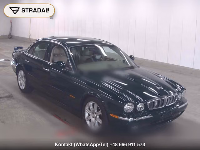 JAGUAR XJ 4D XJ8 4.2 2003, samochód z aukcji Japonii