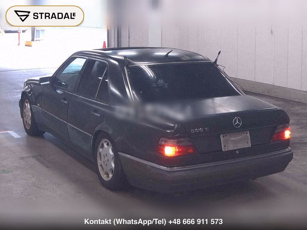 MERCEDES BENZ E-CLASS 4D E500, miniaturka 3