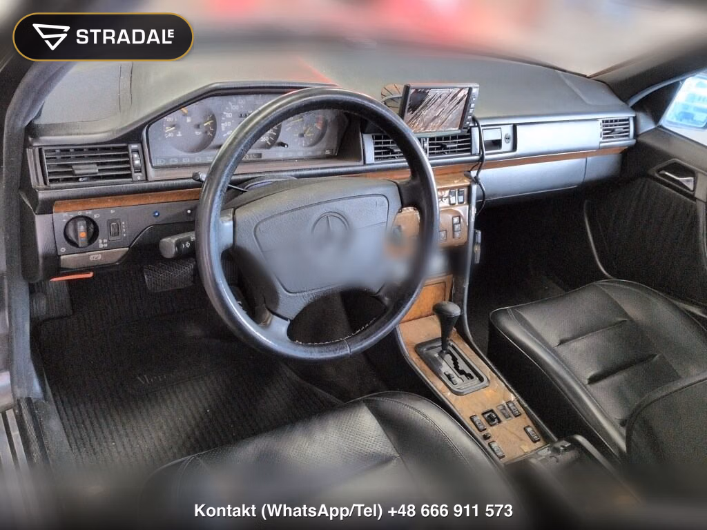 MERCEDES BENZ E-CLASS 4D E500, miniaturka 4