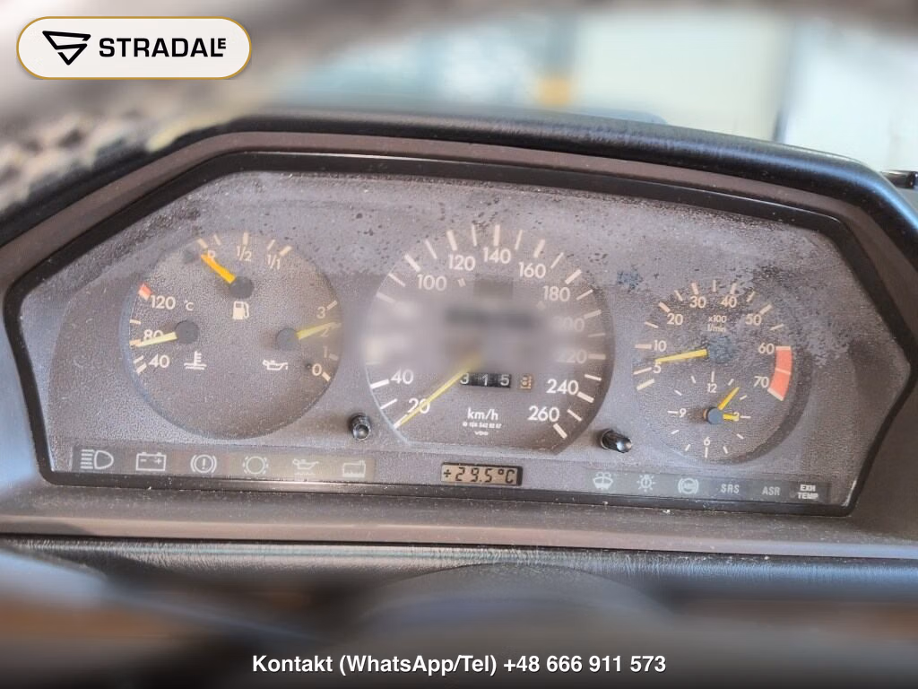 MERCEDES BENZ E-CLASS 4D E500, miniaturka 7