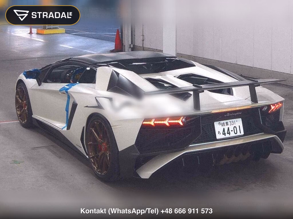 LAMBORGHINI AVENTADOR OP 4WD LP750-4 SV ROADSTER, miniaturka 3