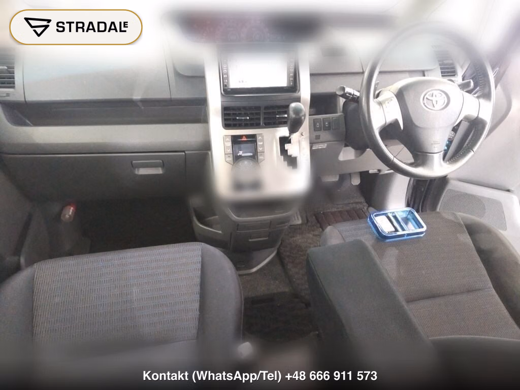 TOYOTA VOXY ZS, miniaturka 4