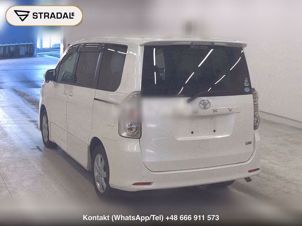 TOYOTA VOXY ZS, miniaturka 3
